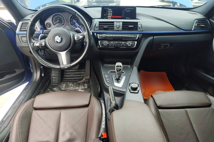 宝马3系 2019款 320i M运动套装中控内饰12