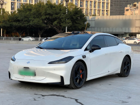 昊铂GT 2023款 710后驱超充Max版