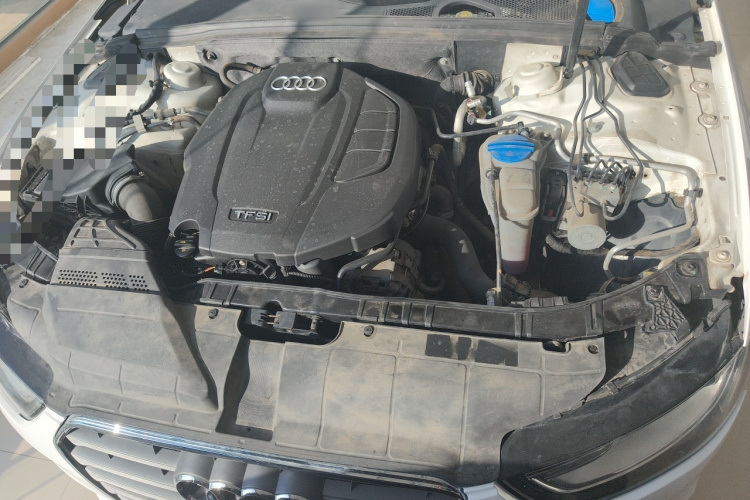 奥迪A4L 2016款 35 TFSI 典藏版 S line舒适型局部细节24