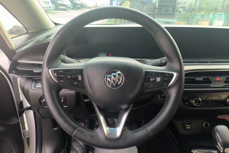 别克GL6 2021款 323T 轻混动互联豪华型局部细节13