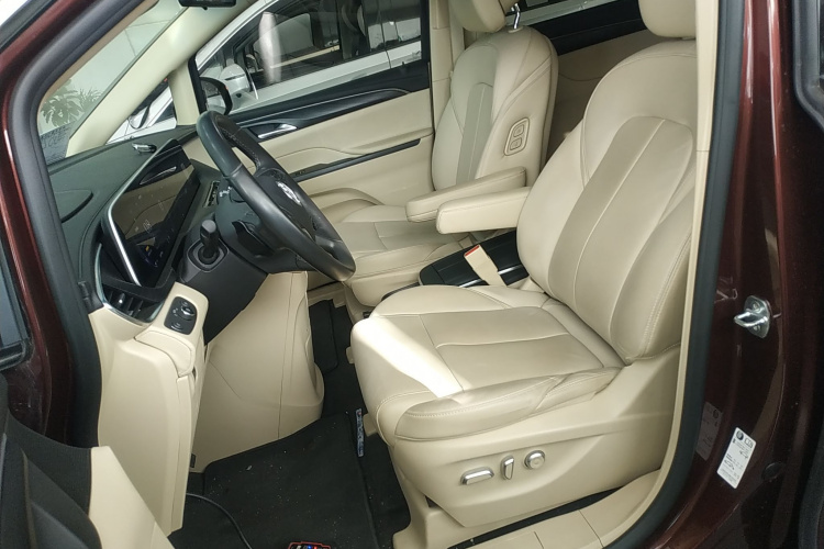 别克GL8 2023款 ES陆尊 尊享型中控内饰19