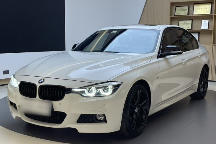 宝马3系 2019款 320i M运动曜夜版局部细节36