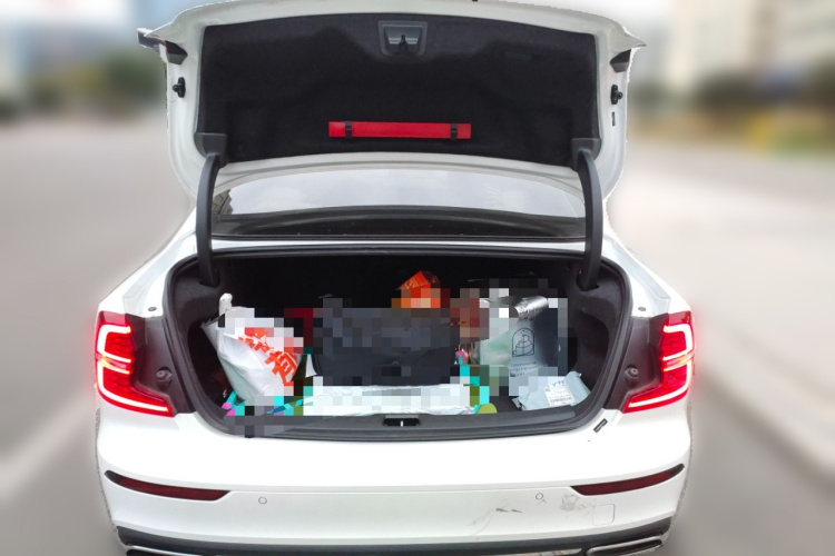 沃尔沃S60 2021款 T4 智远豪华版中控内饰23