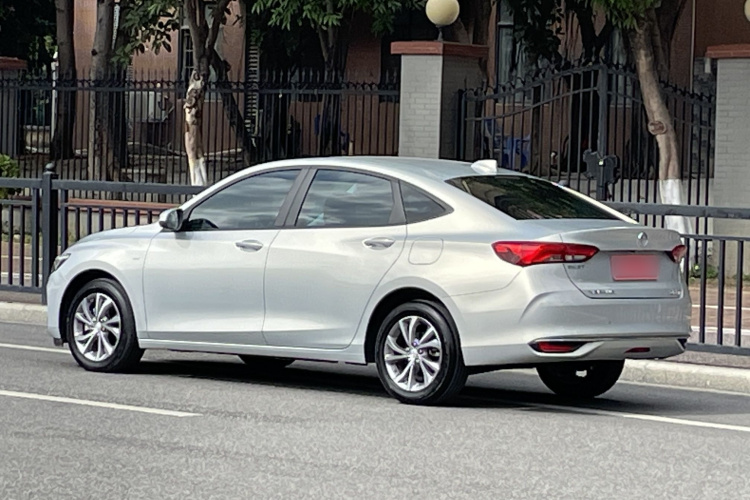 别克 威朗 2023款 Pro 乐逸版车身外观6004