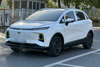 吉利几何E萤火虫 2023款 401KM 玲珑虎 5座