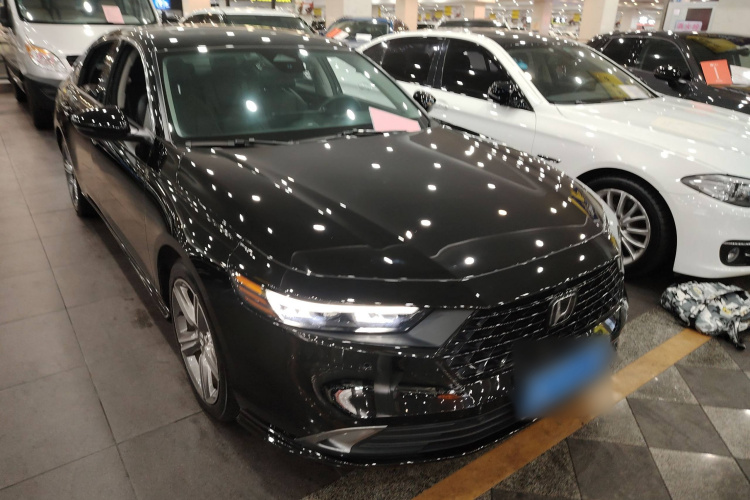 本田 雅阁 2023款 260TURBO 卓越版车身外观6002