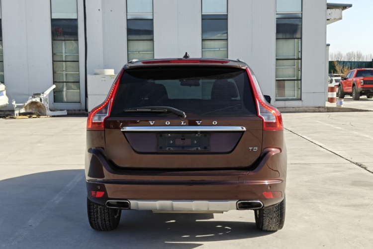 沃尔沃XC60 2015款 T5 智进版车身外观6005