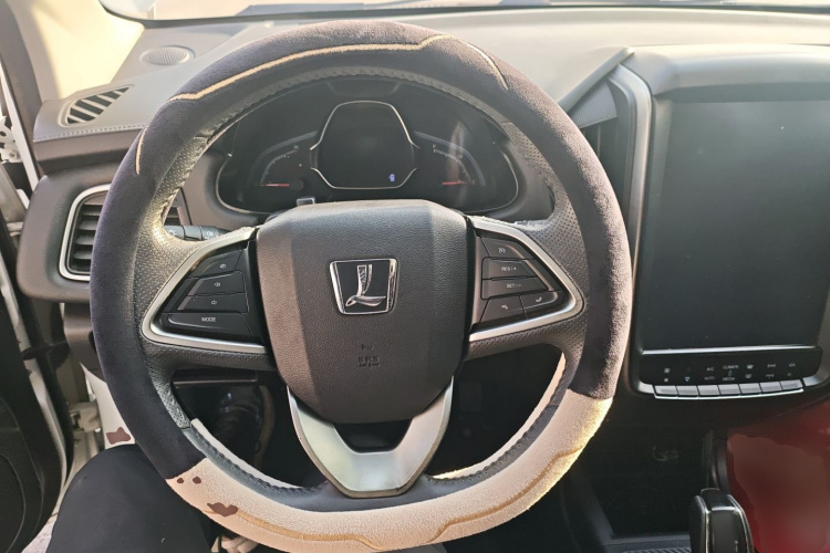 纳智捷 U5 SUV 2017款 1.6L CVT爵士版中控内饰13