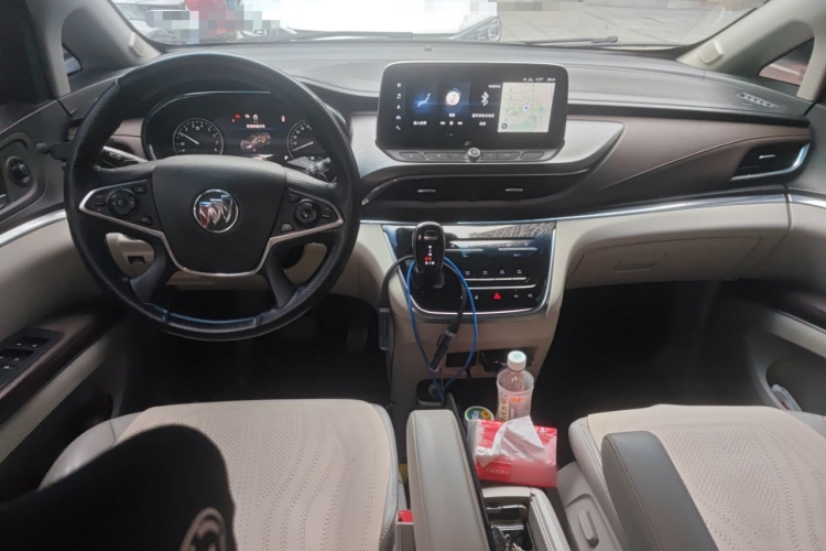 别克GL8 2020款 陆上公务舱 652T 尊贵型中控内饰7002