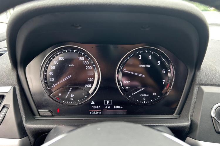 宝马1系 2018款 118i 时尚型局部细节14