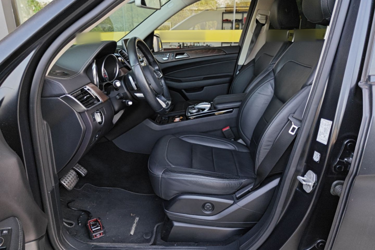 奔驰GLE 2016款 GLE 450 AMG 4MATIC中控内饰19