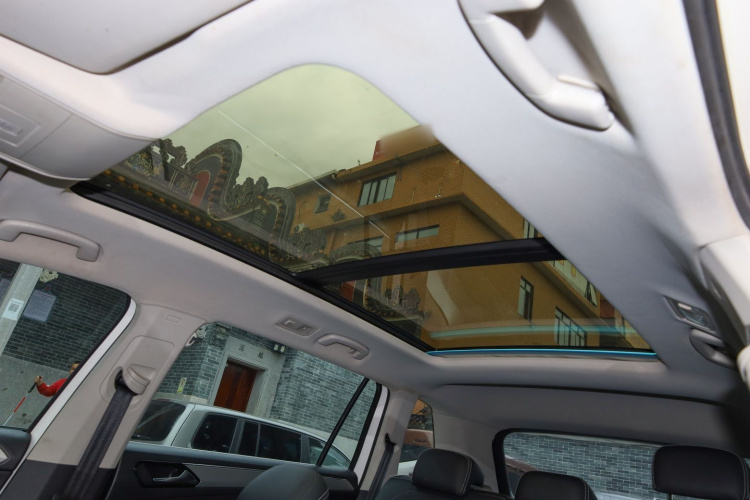 大众 途观L 2018款 380TSI 自动四驱旗舰版局部细节22