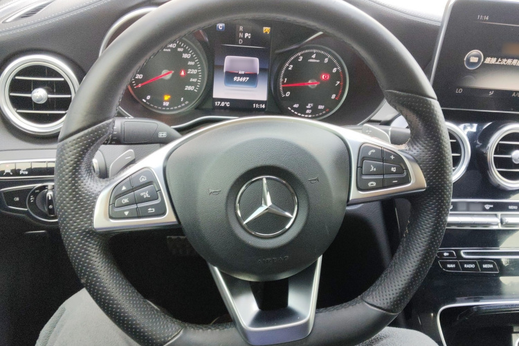奔驰C级(进口) 2016款 C 300 轿跑版中控内饰13