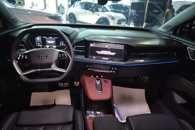 奥迪Q4 e-tron 2024款 40 e-tron 创境版中控内饰12