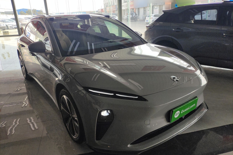 蔚来ET5T 2023款 75kWh Touring车身外观3