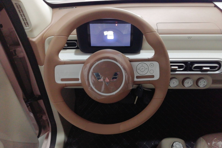 五菱汽车 宏光MINIEV 2024款 第三代 215km 青春版中控内饰13