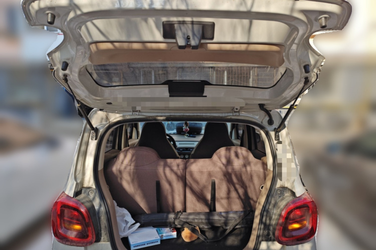 五菱汽车 宏光MINIEV 2025款 四门版 进阶款中控内饰23