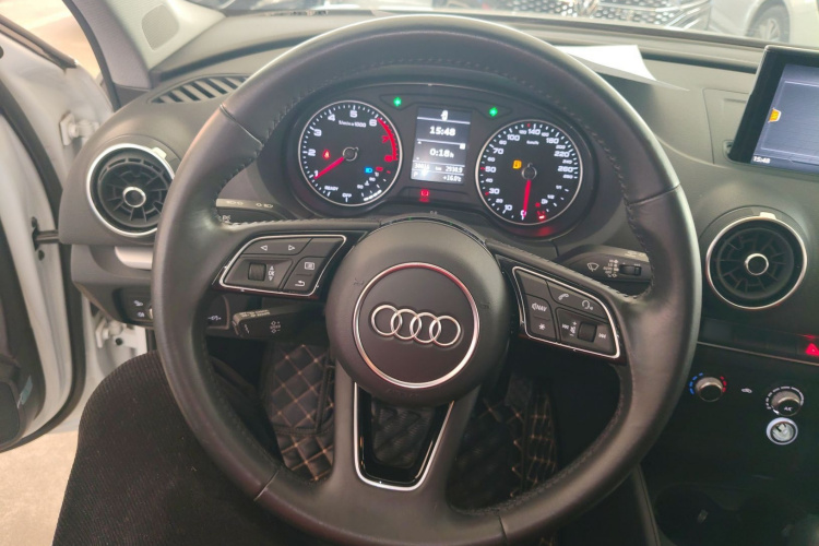 奥迪A3 2020款 改款 Limousine 35 TFSI 进取型 国VI中控内饰13