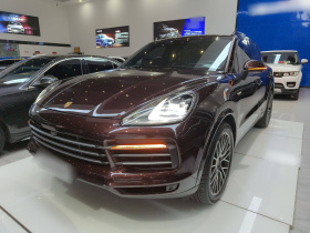 保时捷 Cayenne新能源 2022款 Cayenne E-Hybrid 2.0T 铂金版