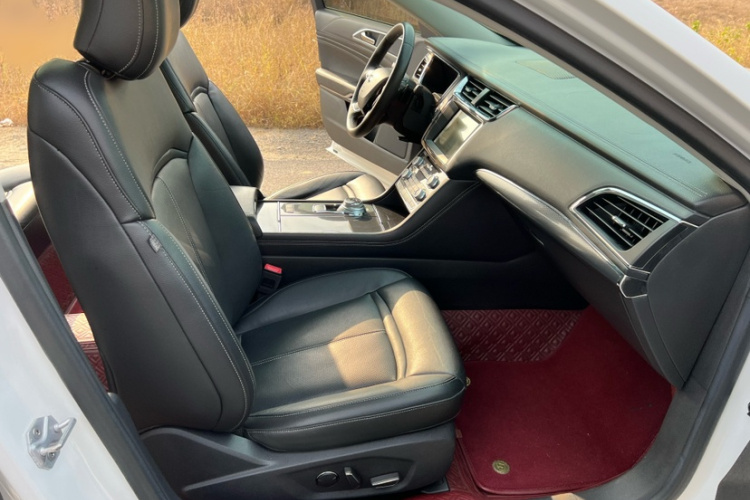 福特 金牛座 2017款 改款 EcoBoost 245 时尚型中控内饰7005