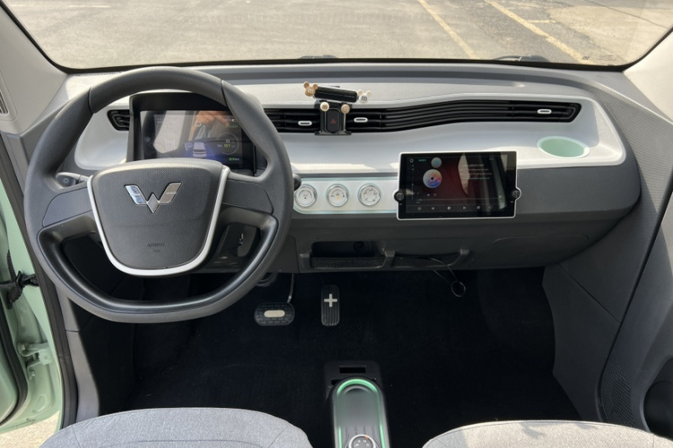 五菱汽车 宏光MINIEV 2022款 马卡龙臻享款 磷酸铁锂中控内饰7002