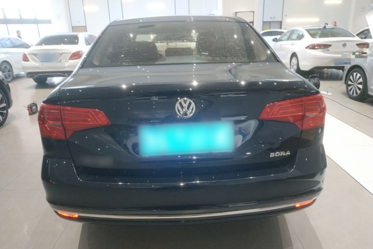 大众 宝来 2018款 1.5L 自动舒适型车身外观6