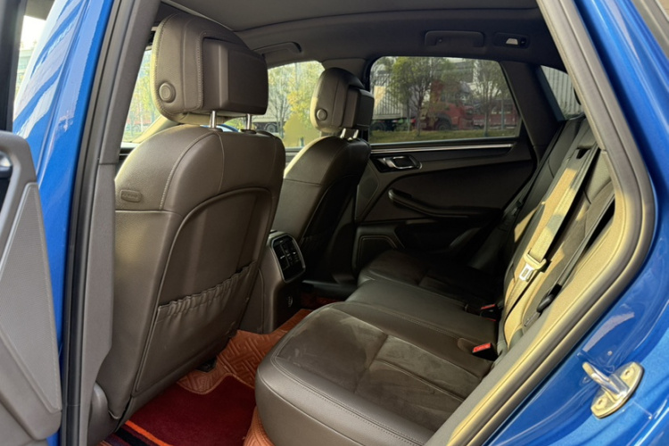 保时捷 2017款  Macan 2.0T中控内饰7003
