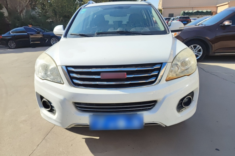 哈弗H6 2015款 升级版 1.5T 手动两驱精英型车身外观2