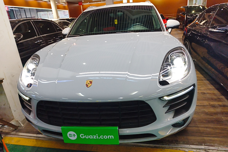 保时捷 2014款 Macan 2.0T车身外观2