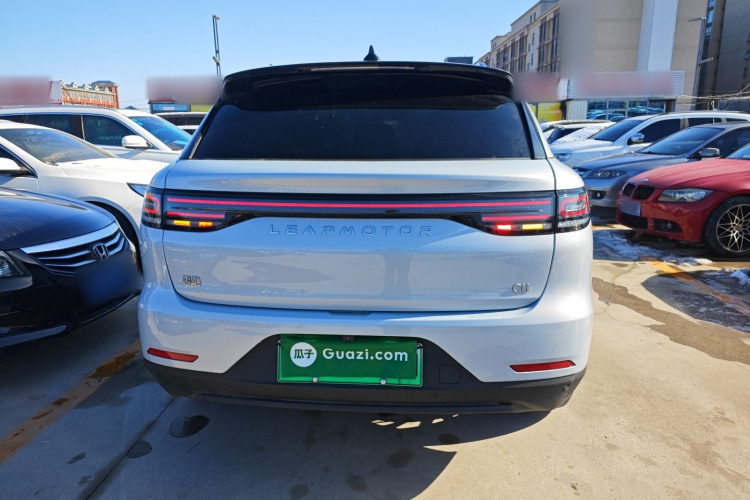 零跑汽车 零跑C11 2024款 增程 300尊享版车身外观6