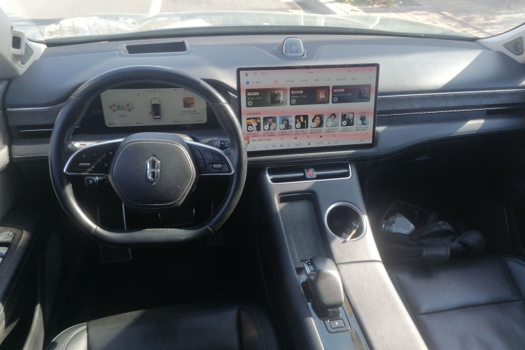 鸿蒙智行 问界M5 2022款 增程四驱性能版中控内饰12