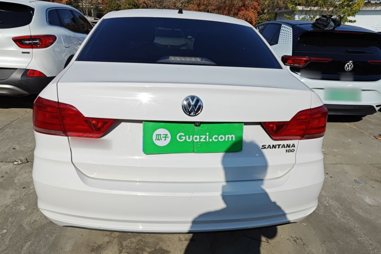 大众 桑塔纳 2017款 浩纳 1.6L 自动风尚版车身外观6