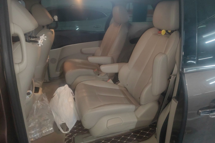 别克GL8 2018款 28T 豪华型 国VI中控内饰21