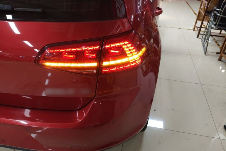 大众 高尔夫 2014款 1.4TSI 自动舒适型车身外观9