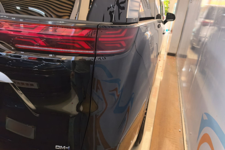 腾势D9 2024款 DM-i 1050 尊享型车身外观6006