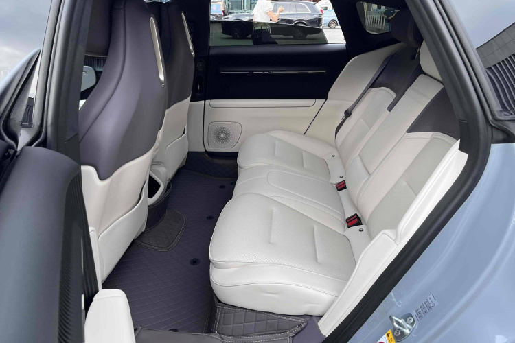 阿维塔12 2023款 650 三激光四驱性能版中控内饰7003