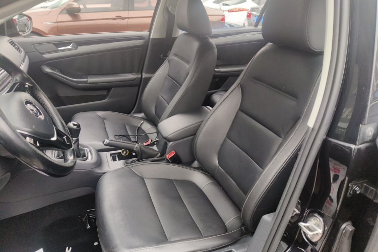 大众 速腾 2015款 1.6L 手动舒适型局部细节19