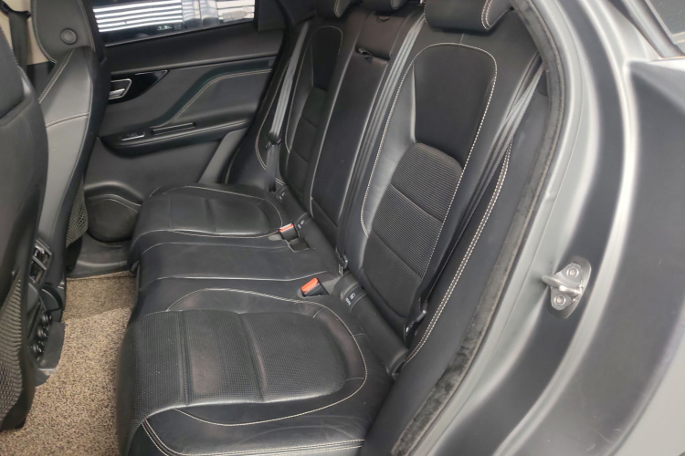 捷豹F-PACE 2016款 3.0 SC 四驱R-Sport运动版中控内饰7004