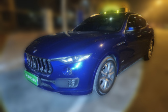 玛莎拉蒂 Levante 2021款 3.0T 标准版