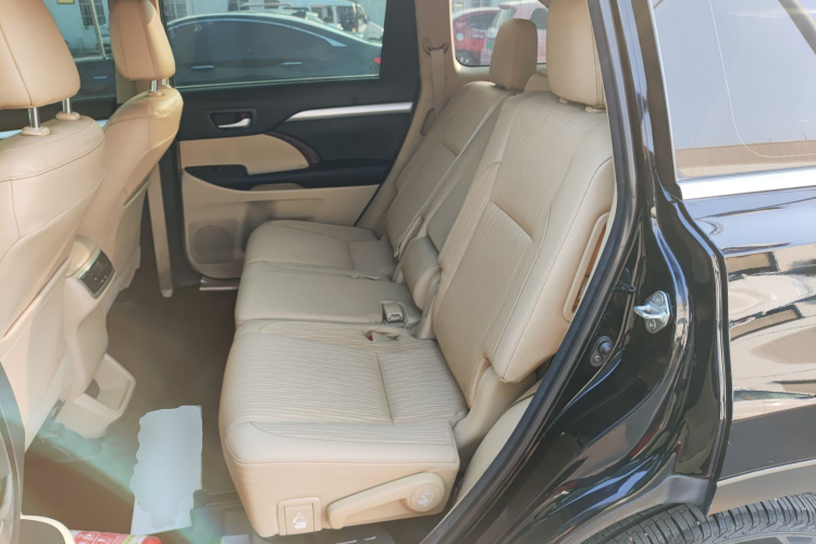 丰田 汉兰达 2015款 2.0T 四驱精英版 7座中控内饰21