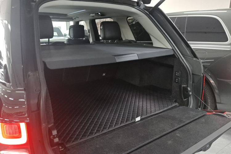 路虎 揽胜 2022款 3.0 L6 360PS 传世版局部细节23