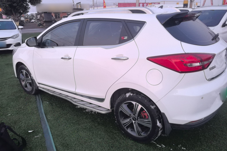 江汽集团 瑞风S2 2018款 智驱版 1.5L 手动豪华智能型车身外观4