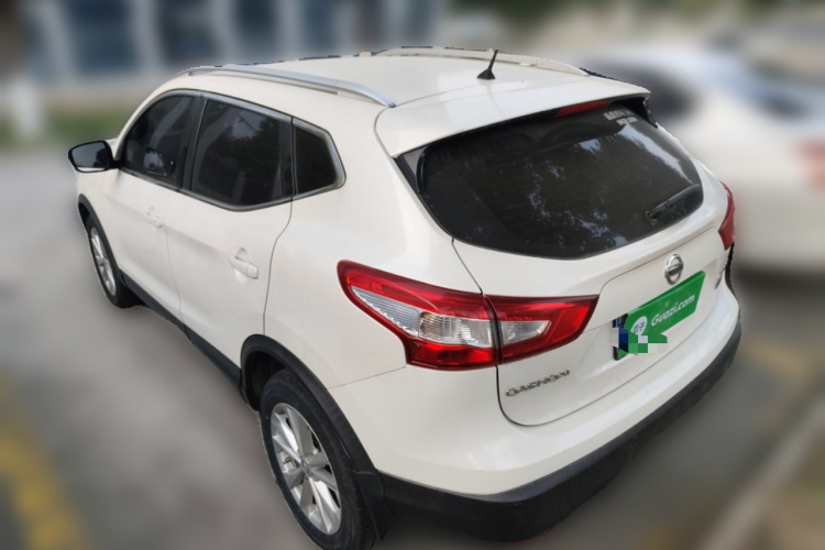 日产 逍客 2016款 2.0L CVT精英版车身外观6003