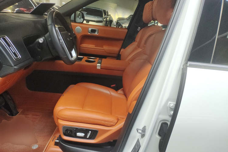 理想汽车 理想L7 2023款 Pro中控内饰19