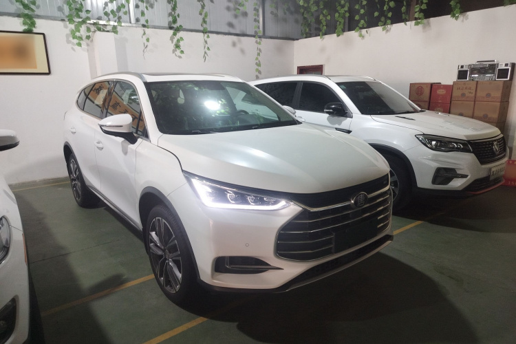 比亚迪 唐 2018款 2.0T 自动智联尊贵型 7座 国V车身外观3