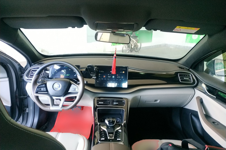 比亚迪 秦PLUS 2024款 荣耀版 EV 420KM领先型中控内饰12