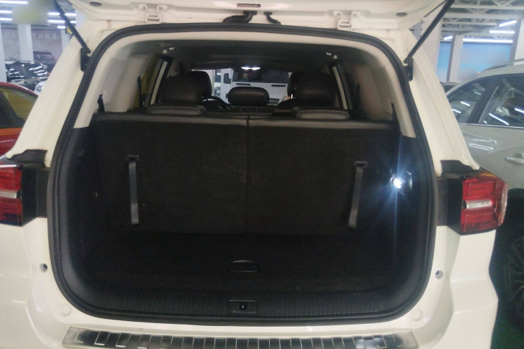 荣威RX8 2019款 30T 两驱超群旗舰版局部细节23