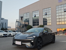 深蓝汽车 深蓝L07 2024款 230Max乾崑智驾ADS SE增程版