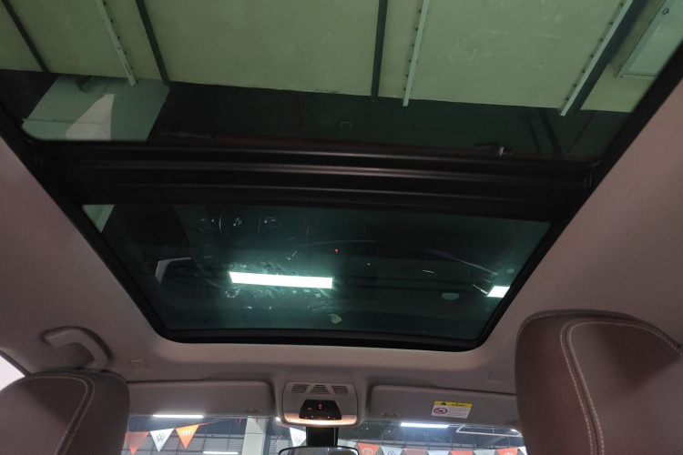 宝马X1 2020款 sDrive20Li 尊享型中控内饰22