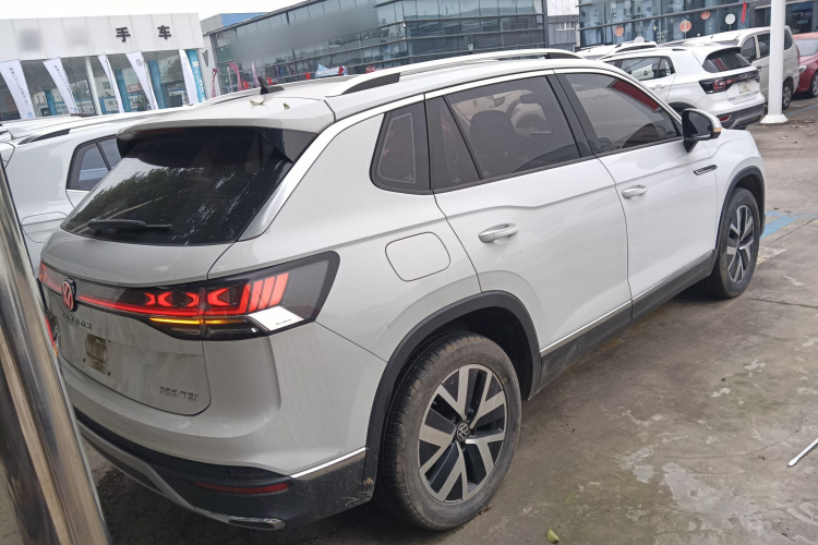 大众 探岳 2023款 300TSI 两驱豪华Plus进阶版车身外观7